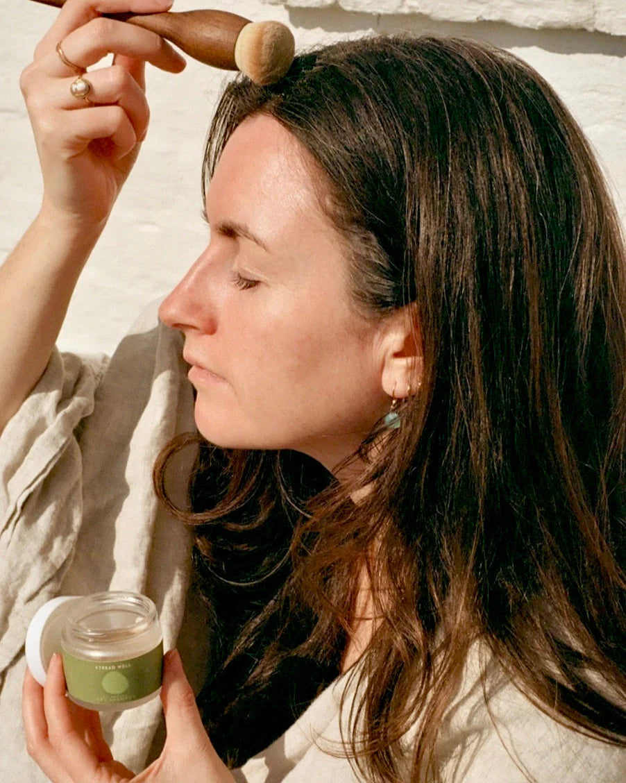 & Tread Well | Natural Dry Shampoo