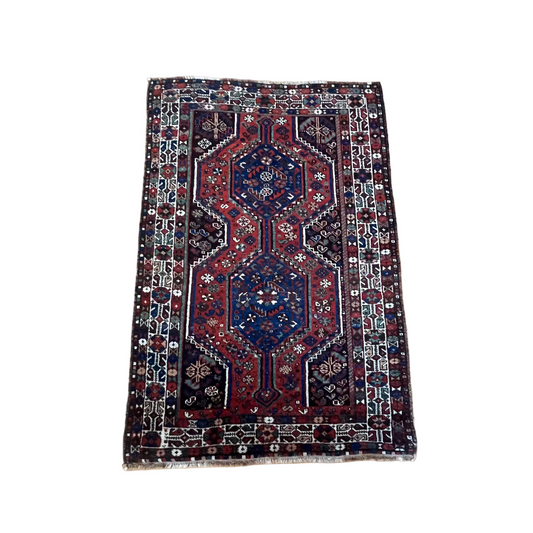 Antique Qashqai rug | 5254