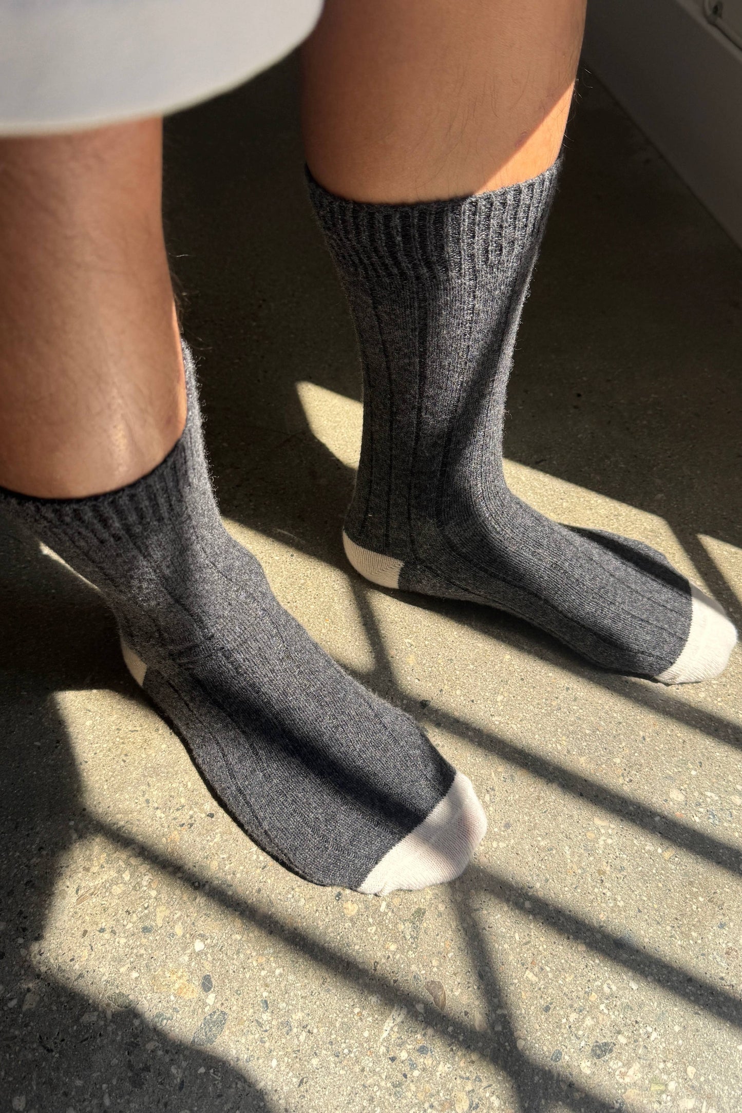 EXTENDED Cashmere Classic Socks | Charcoal Melange